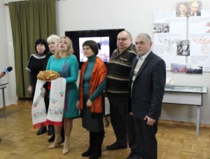 Світ очима жінок @ Чернігівський історичний музей